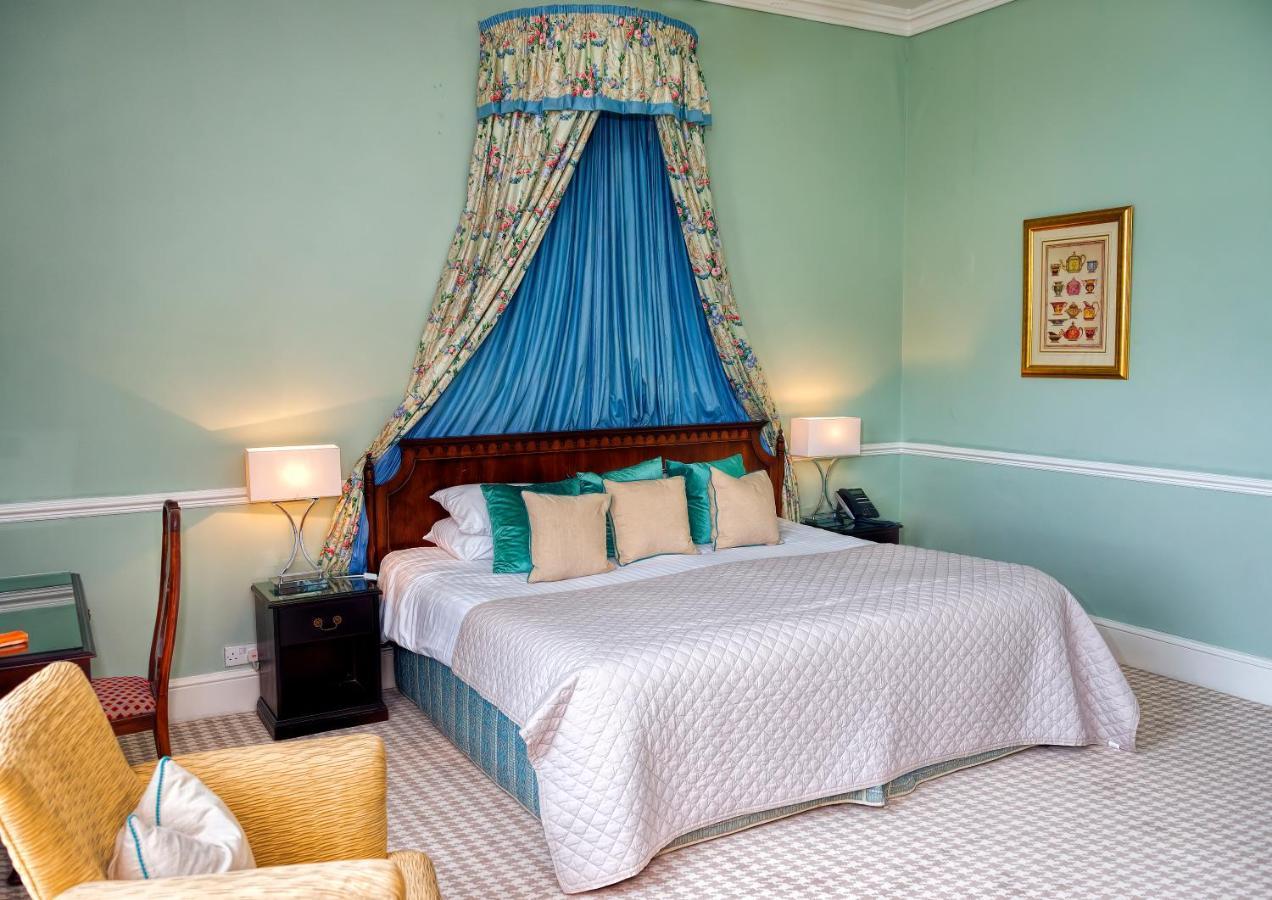Willington Hall Hotel Tarporley Eksteriør billede
