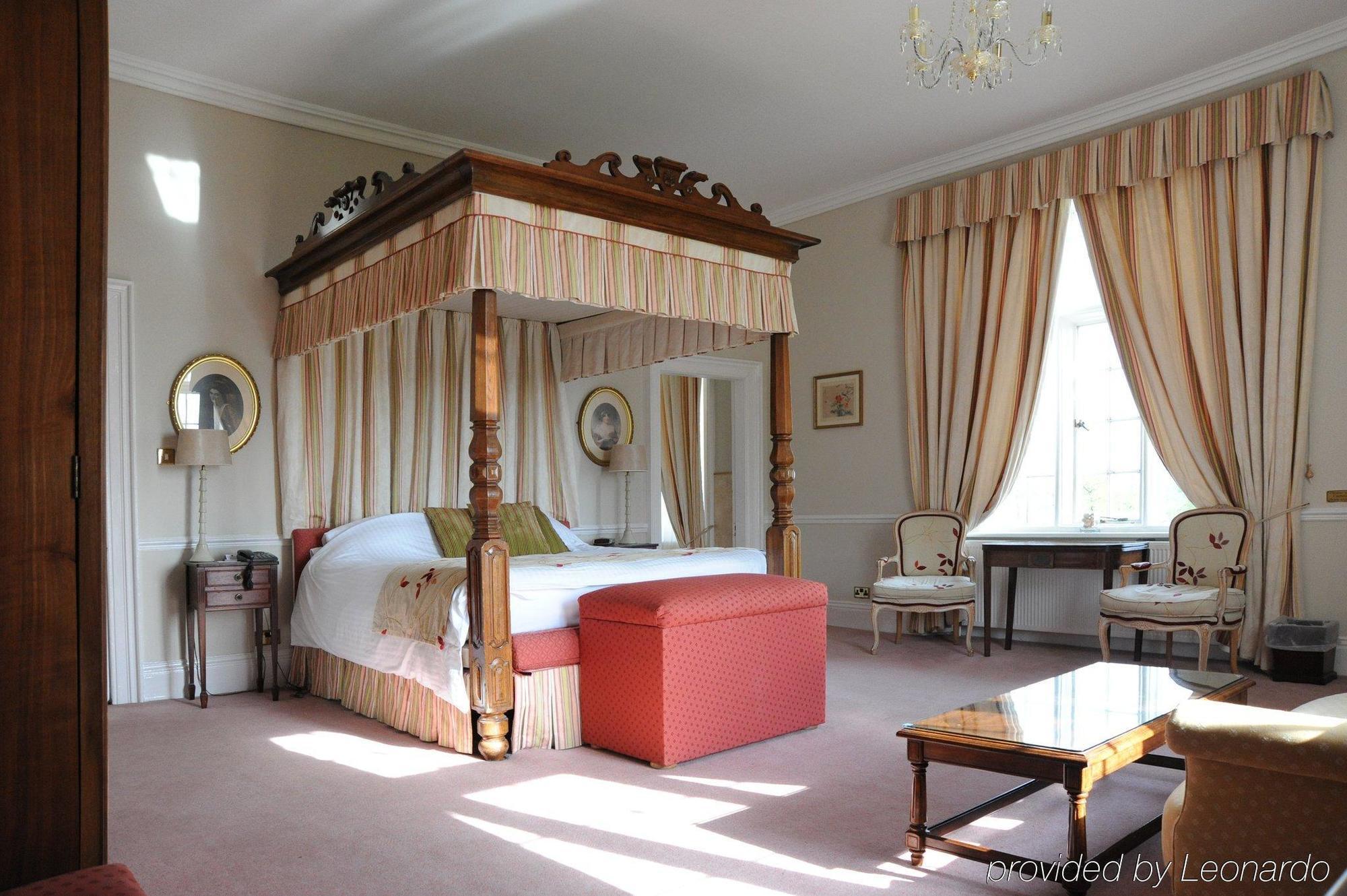 Willington Hall Hotel Tarporley Eksteriør billede