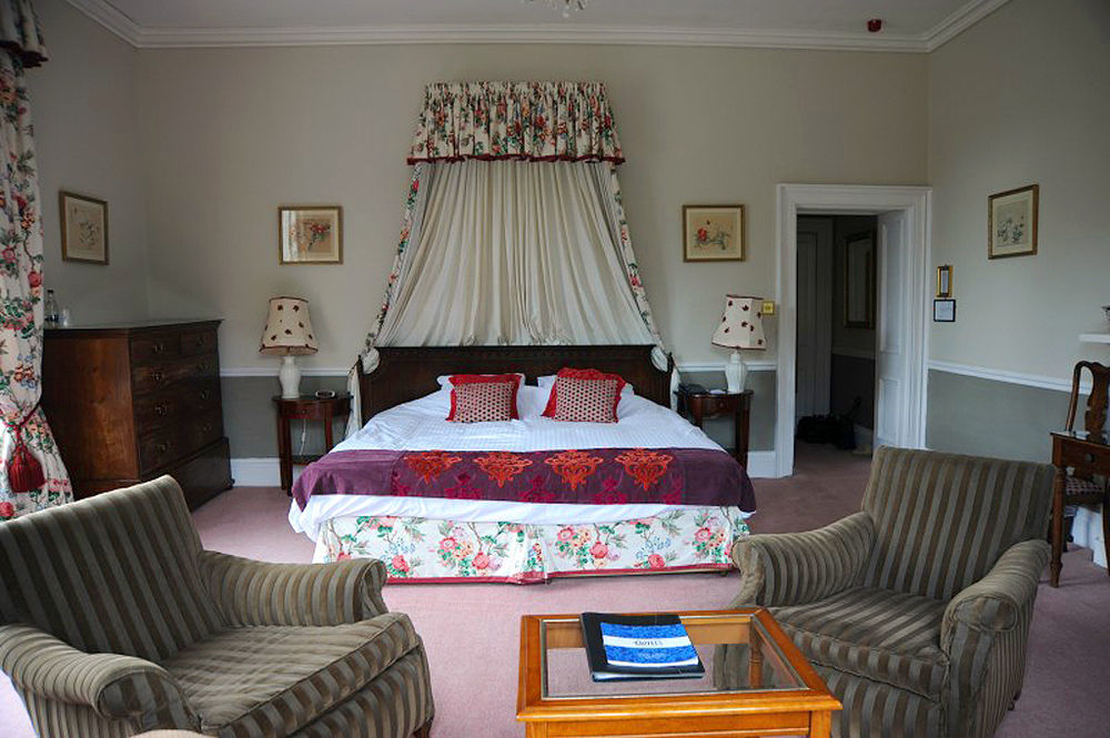 Willington Hall Hotel Tarporley Eksteriør billede