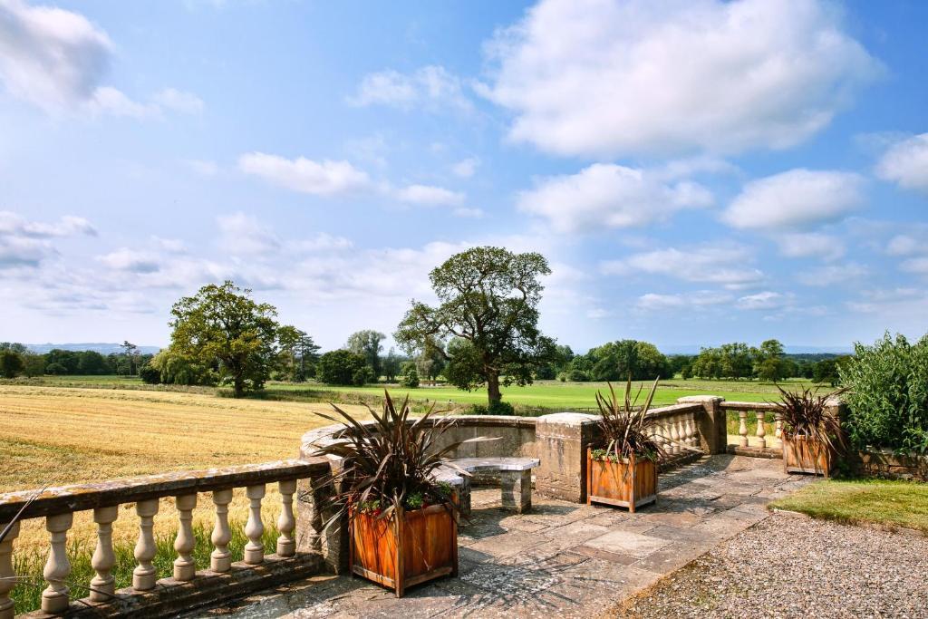 Willington Hall Hotel Tarporley Eksteriør billede