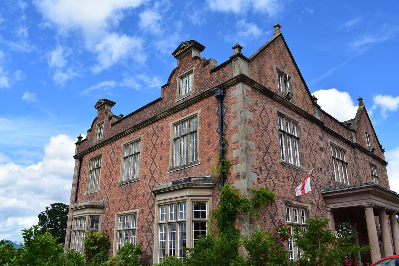 Willington Hall Hotel Tarporley Eksteriør billede